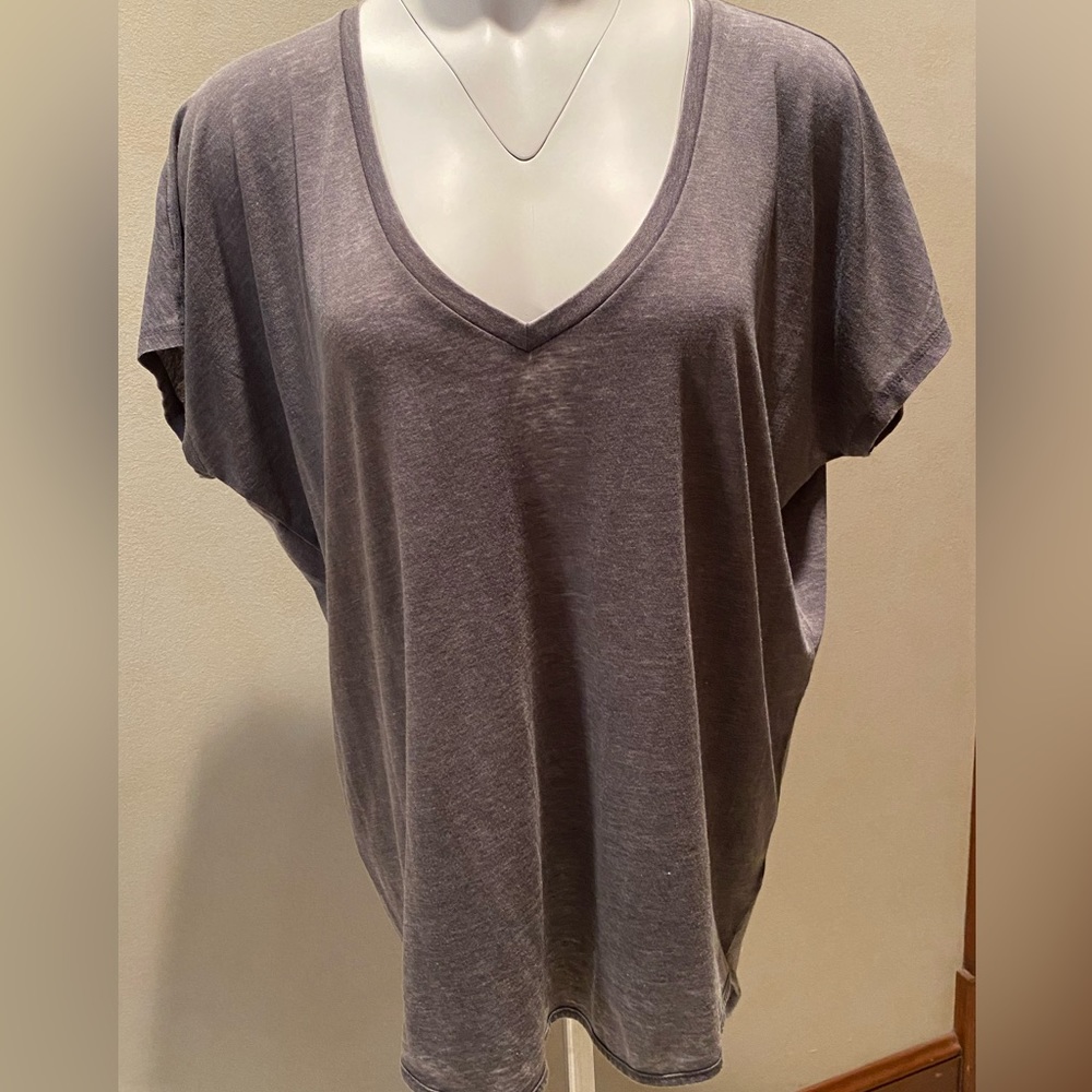 Express V Neck oversized tee